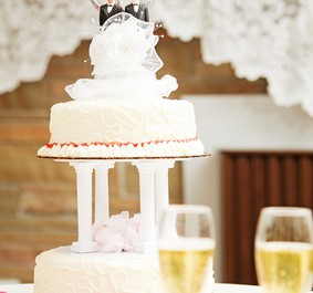 Wedding cake for gay wedding
