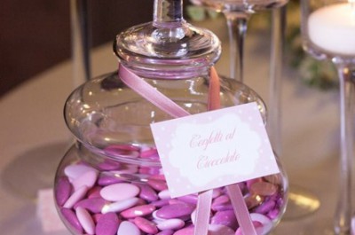 Sugar almonds in glass jars